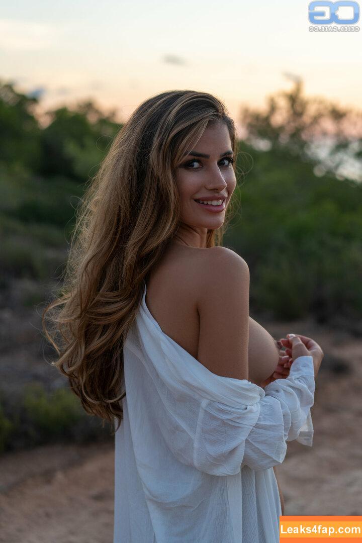 Laura Schultz / laa.schu leaked photo photo #0253