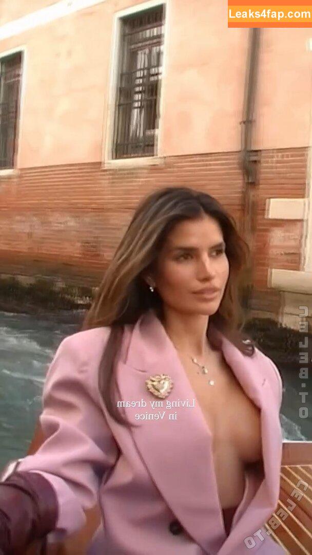 Laura Schultz / laa.schu leaked photo photo #0302