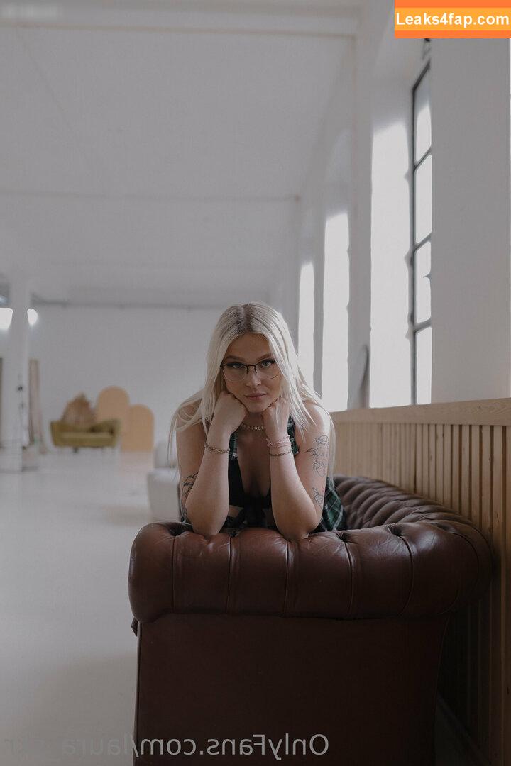 @laura_skr /  leaked photo photo #0013