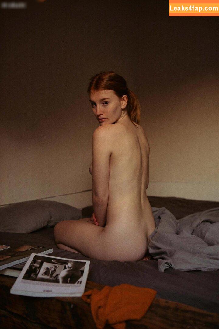 Laura Wittner / laurachesnok leaked photo photo #0024