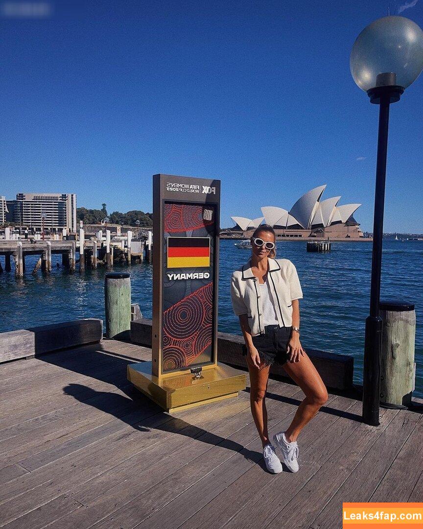 Laura Wontorra / LauraWontorra / laurachesnok leaked photo photo #0146