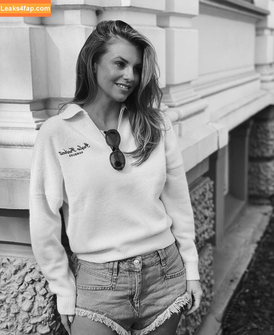Laura Wontorra / LauraWontorra / laurachesnok leaked photo photo #0224