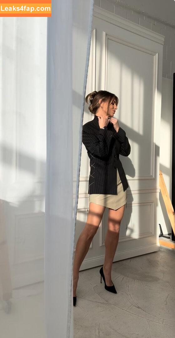 Laura Wontorra / LauraWontorra / laurachesnok leaked photo photo #0304