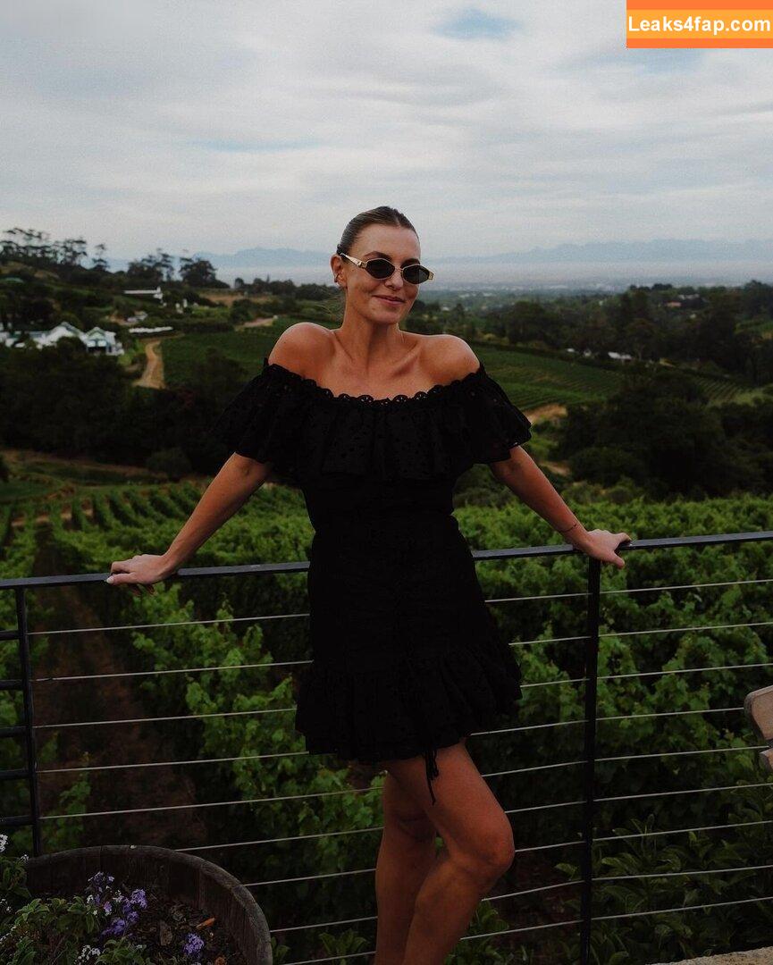 Laura Wontorra / LauraWontorra / laurachesnok leaked photo photo #0340