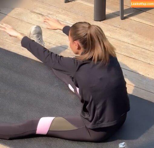 Laura Wontorra / LauraWontorra / laura_wontorra / laurachesnok leaked photo photo #0605