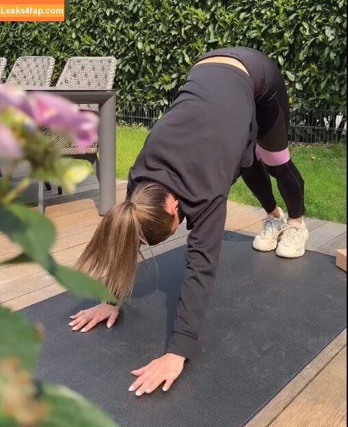 Laura Wontorra / LauraWontorra / laura_wontorra / laurachesnok leaked photo photo #0607