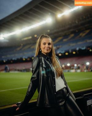 Laura Wontorra фото #0008