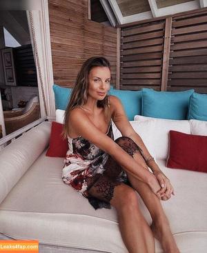 Laura Wontorra photo #0043