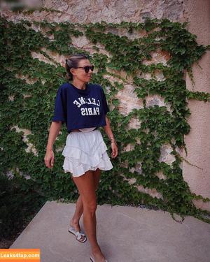 Laura Wontorra photo #0219