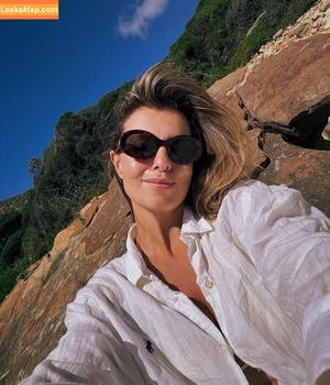 Laura Wontorra photo #0315