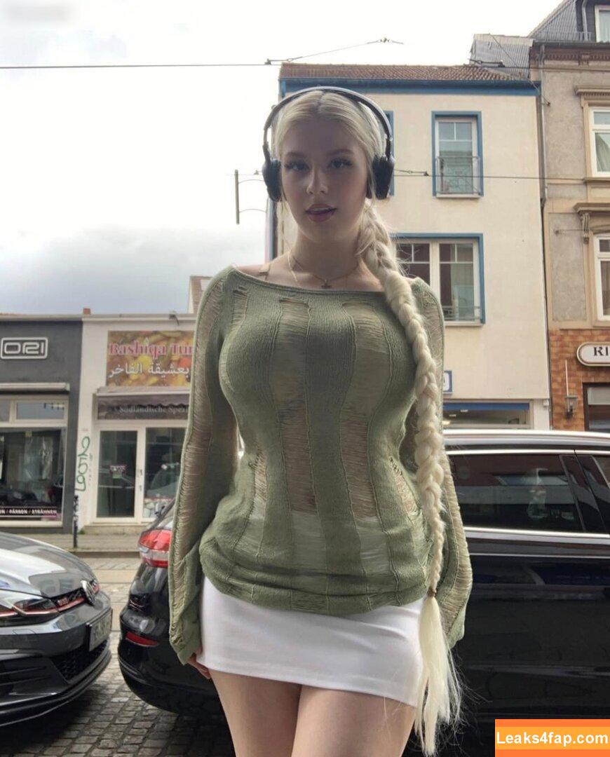 Laura.z57 / laurachesnok leaked photo photo #0035