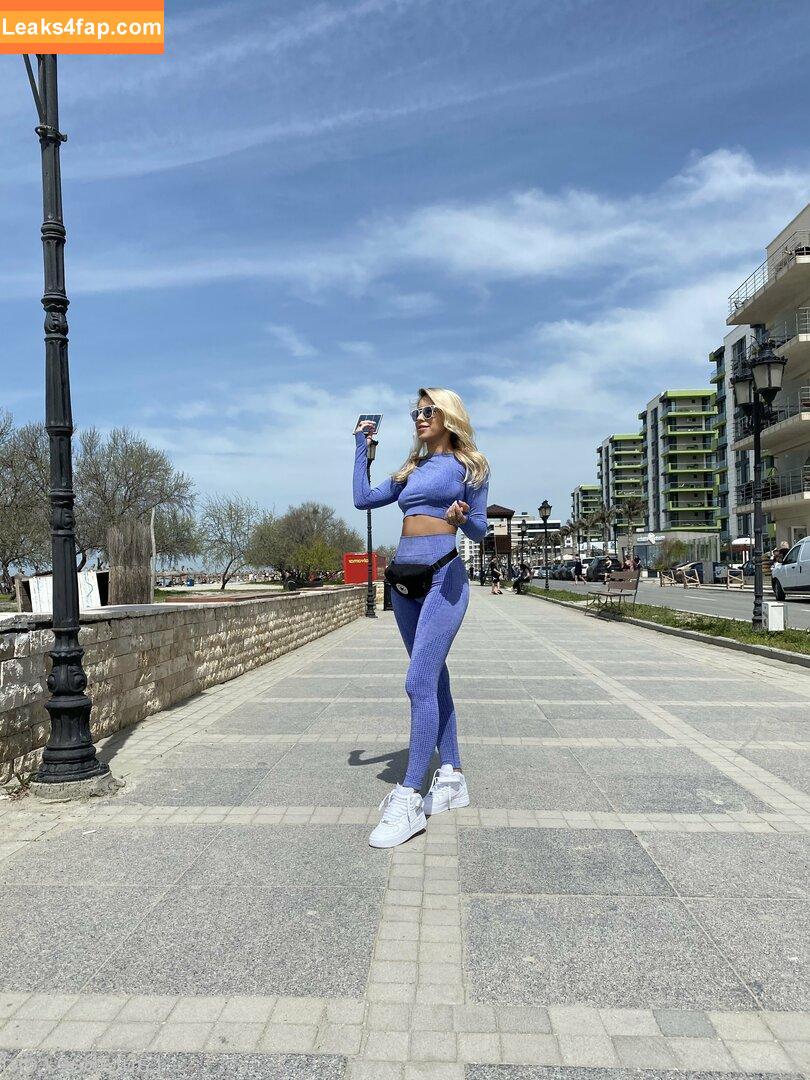 laurabae_ / laramonroe_ / laramonroefree leaked photo photo #0077