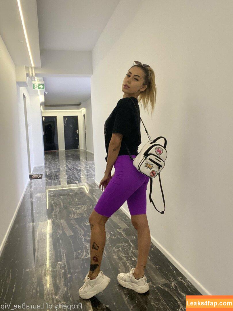 laurabae_ / laramonroe_ / laramonroefree leaked photo photo #0117