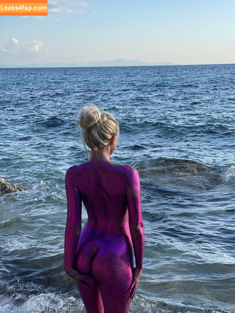 laurabae_ / laramonroe_ / laramonroefree leaked photo photo #0181