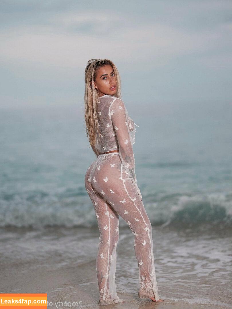 laurabae_ / laramonroe_ / laramonroefree leaked photo photo #0189