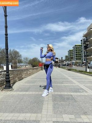 laurabae_ photo #0077