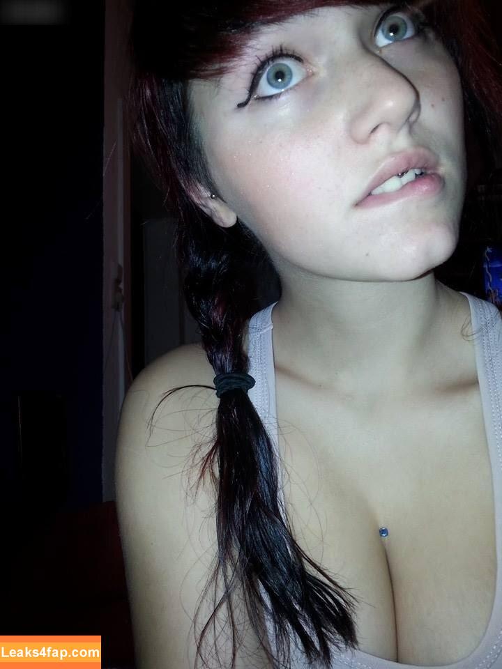 Laurachemie / Fineartrebell leaked photo photo #0039