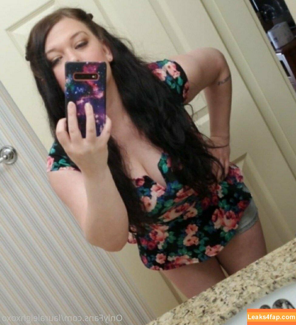 lauraleighxoxo / the.lauraleighxoxo leaked photo photo #0077
