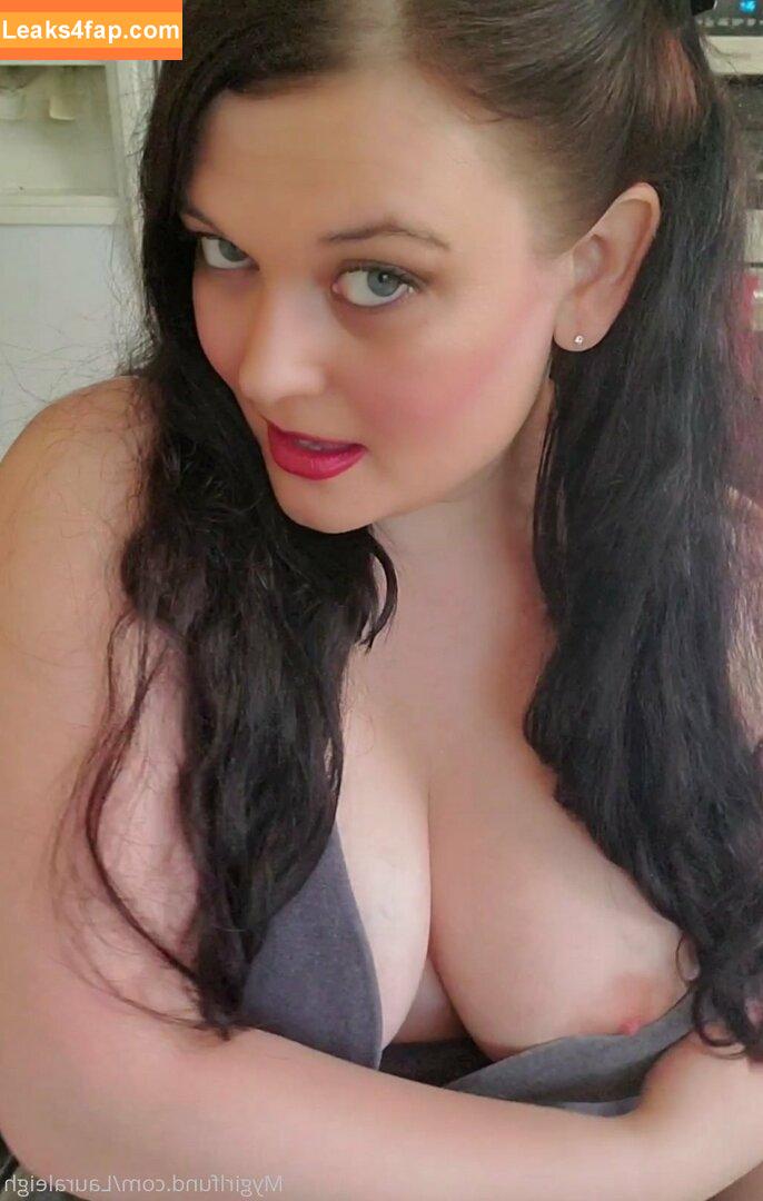 lauraleighxoxo / the.lauraleighxoxo leaked photo photo #0193