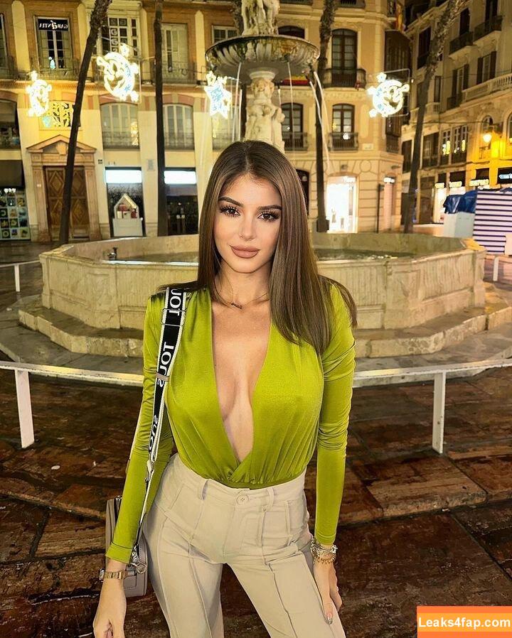 lauramedinarb / laubadd leaked photo photo #0075