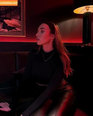 lauramedinarb photo #0060