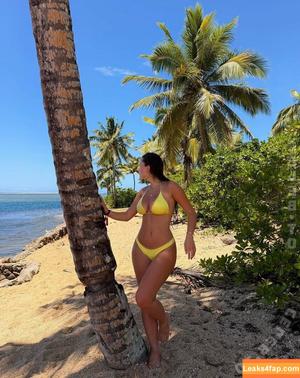 Lauramjj_ photo #0183