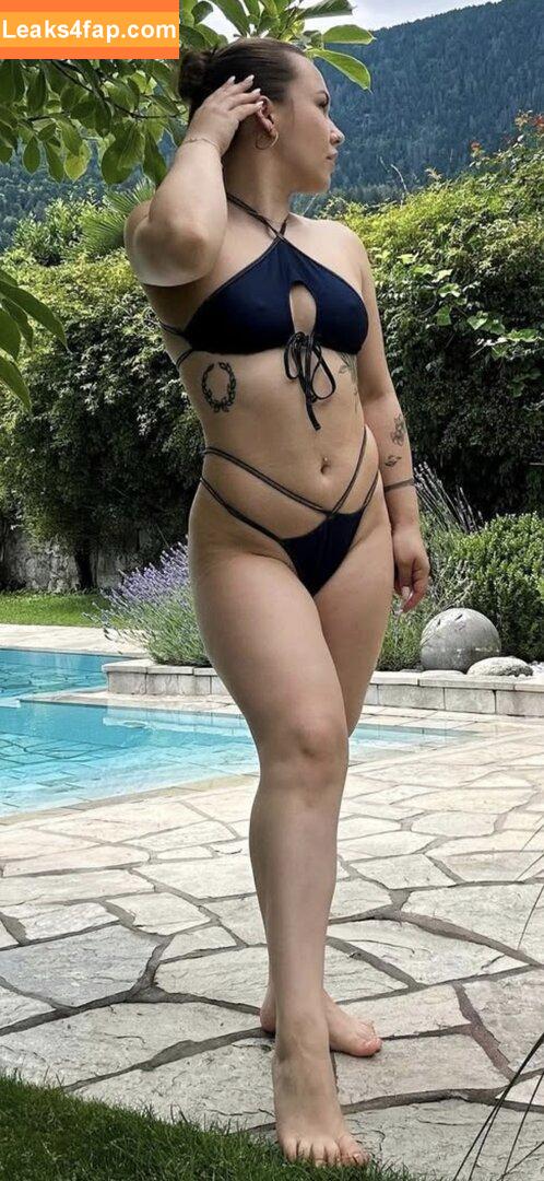 laurassoberlife /  leaked photo photo #0015