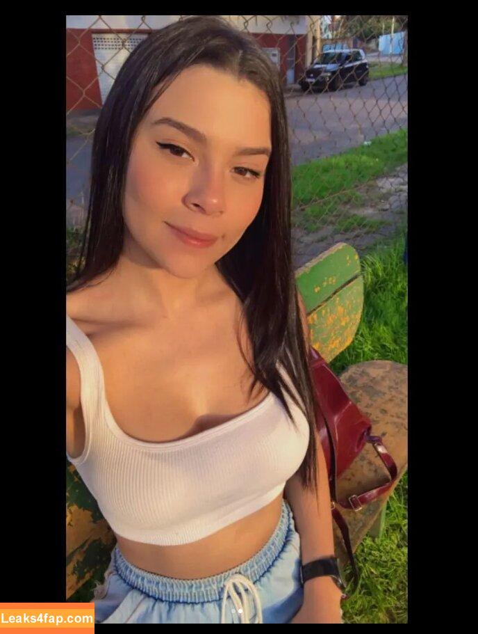 lauratavora / gabyguterres2021 / umapave leaked photo photo #0126