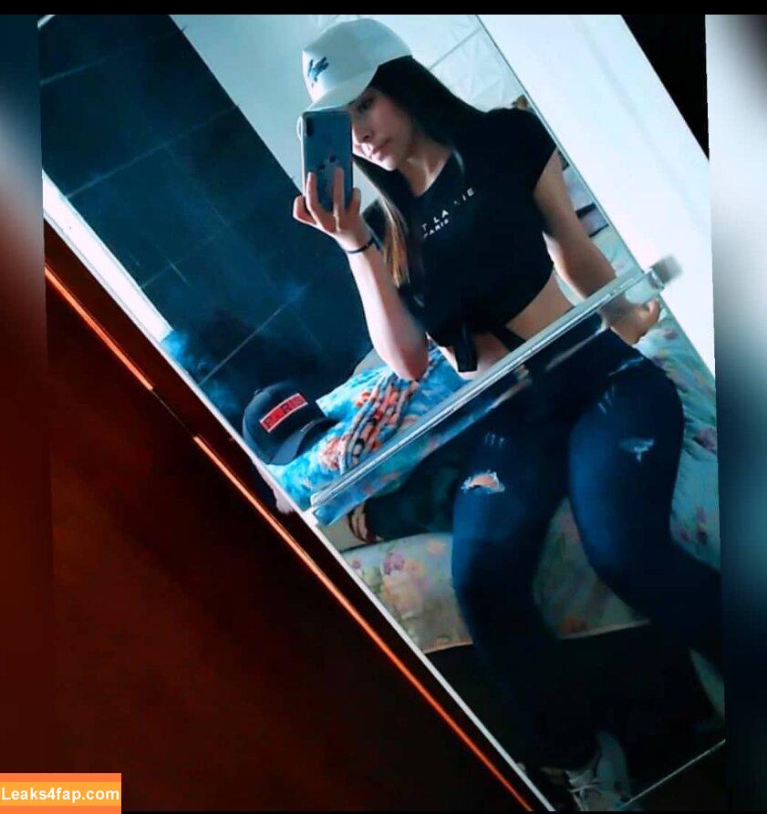 lauratavora / gabyguterres2021 / umapave leaked photo photo #0128