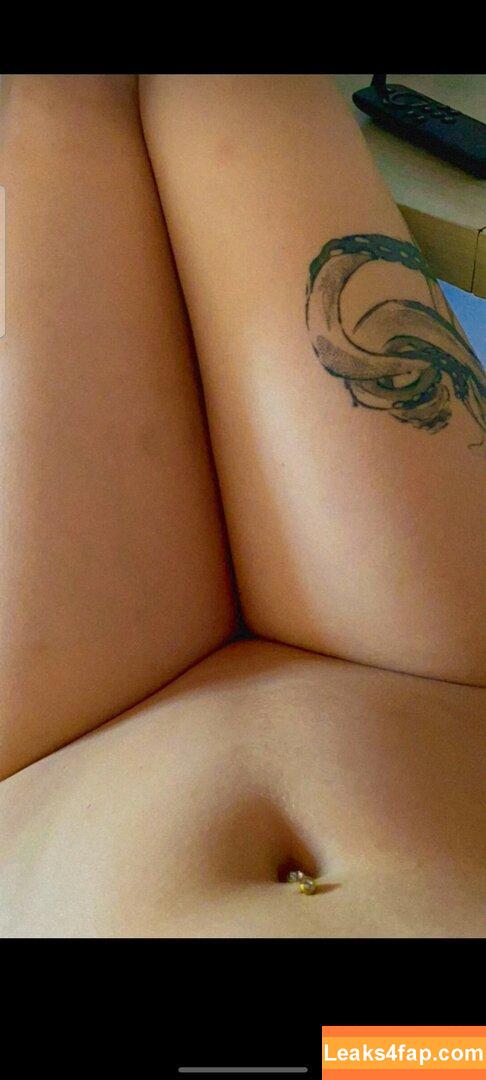 lauratavora / gabyguterres2021 / umapave leaked photo photo #0170