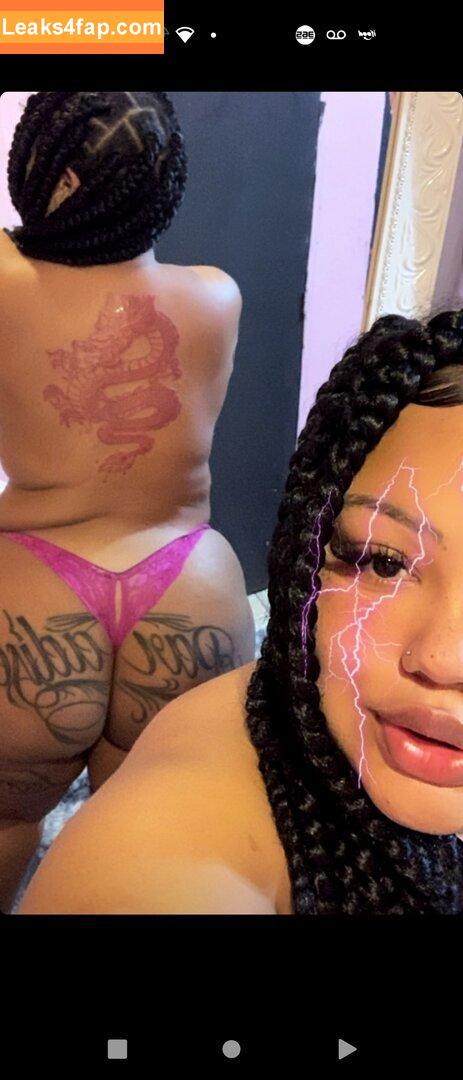 lauratavora / gabyguterres2021 / umapave leaked photo photo #0259