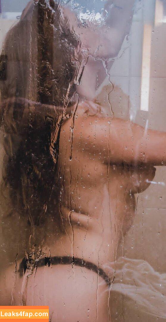 lauratavora / gabyguterres2021 / umapave leaked photo photo #0373