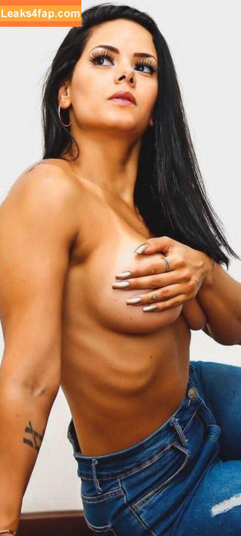 lauratavora / gabyguterres2021 / umapave leaked photo photo #0457