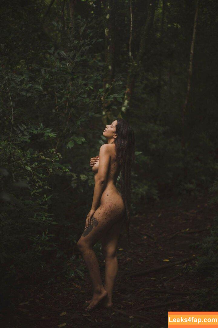 lauratavora / gabyguterres2021 / umapave leaked photo photo #0483