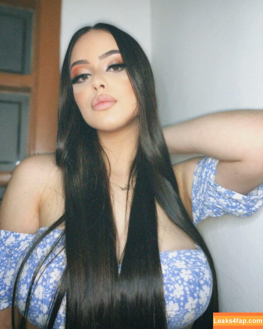 lauratavora / gabyguterres2021 / umapave слитое фото фото #0525