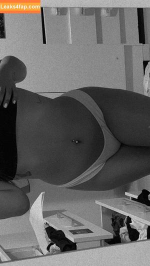 lauratavora photo #0053