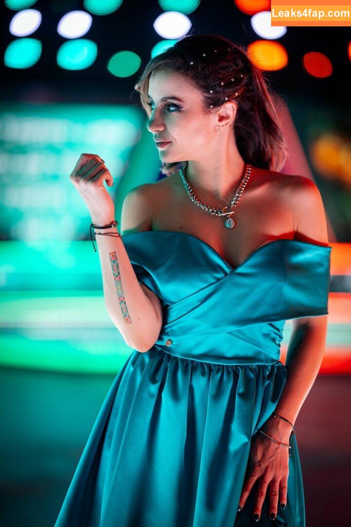 Laure Valée / laure_bv слитое фото фото #0186