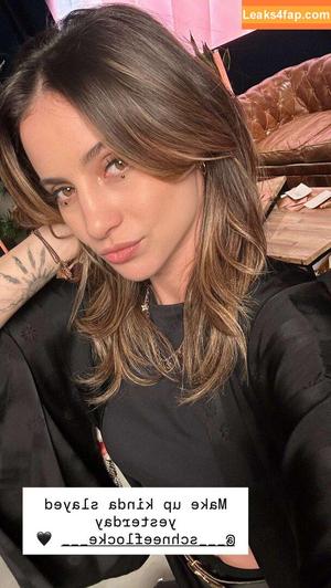 Laure Valée photo #0406