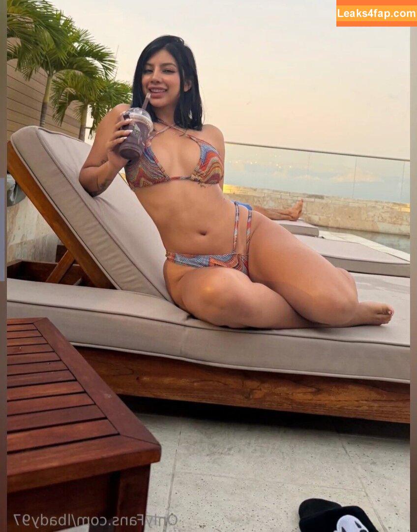 Lauren-98 / LaurenBrady / Laureth_98 / l.lauren98 leaked photo photo #0125