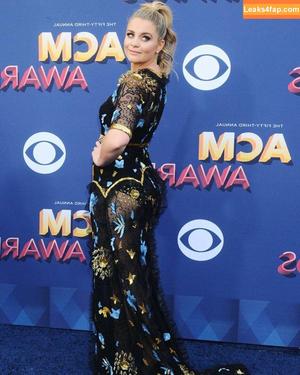 Lauren Alaina photo #0031