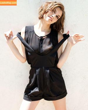 Lauren Cohan photo #0020
