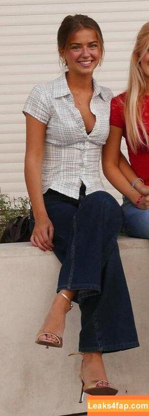 Lauren Izbicki photo #0009