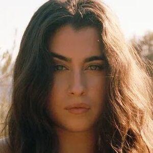 Lauren Jauregui photo #0002