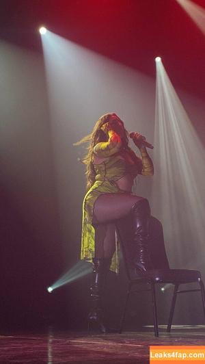Lauren Jauregui photo #0200