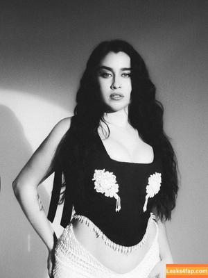 Lauren Jauregui photo #0350