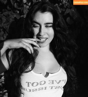 Lauren Jauregui photo #0453