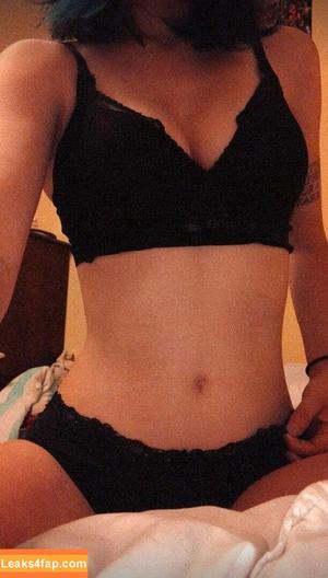 Lauren Kach photo #0007