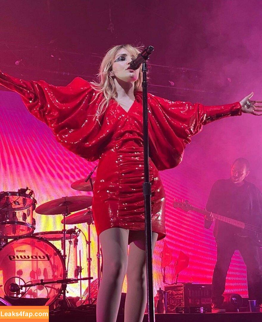 Lauren Mayberry / laurenevemayberry leaked photo photo #0003