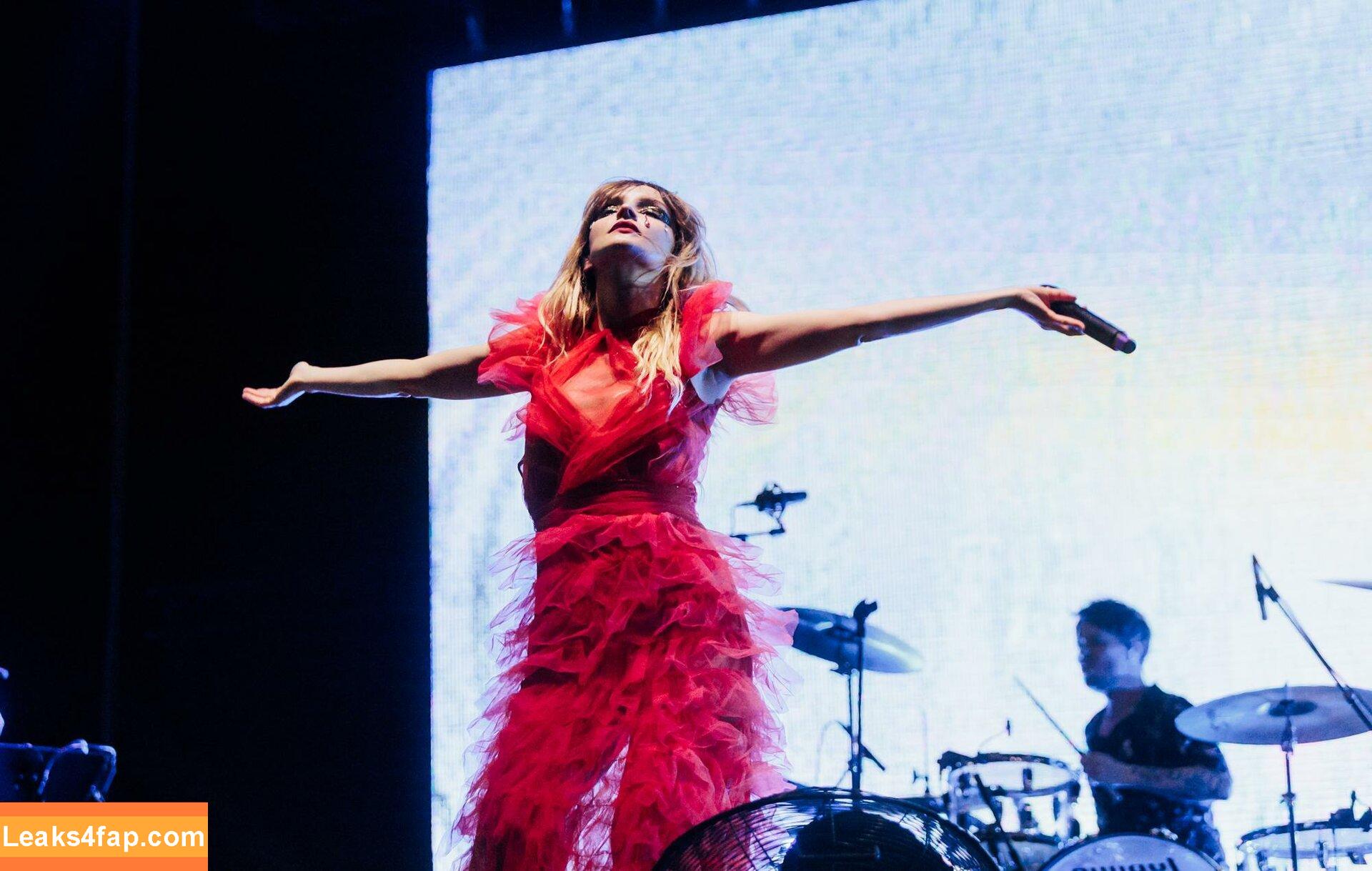 Lauren Mayberry / laurenevemayberry leaked photo photo #0038