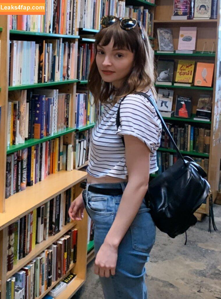 Lauren Mayberry / laurenevemayberry leaked photo photo #0043